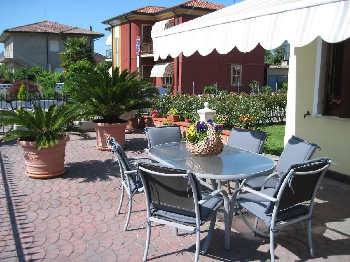 Appartamento Il Piccolo Albero Scardovari 0*,  Italia